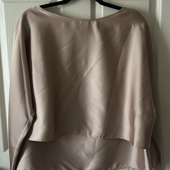 Antonio Melani Blyss Drapey Satin Boat Neck Long Sleeve Champagne Blouse Size L - Picture 6 of 10